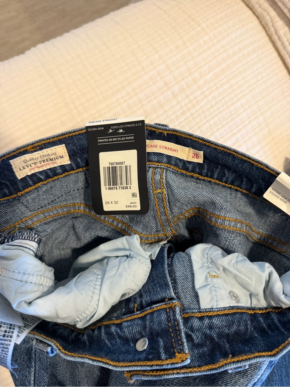 Levi’s Ribcage Straight Jeans - Picture 5 of 6